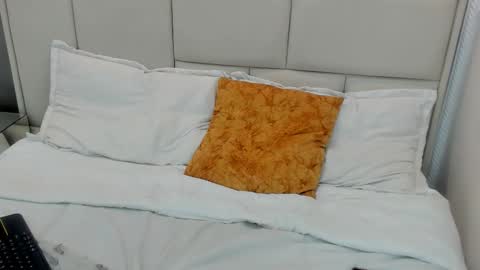 Thom online show from March 2026 04:28:02 AM