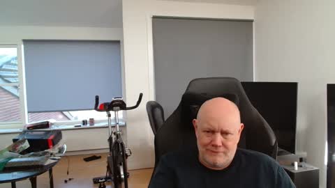 thomas315627 online show from April 2026 06:27:01 AM