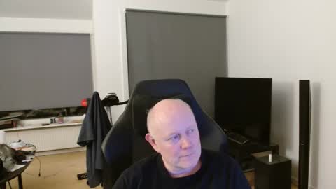 thomas315627 online show from May 2026 09:31:01 PM