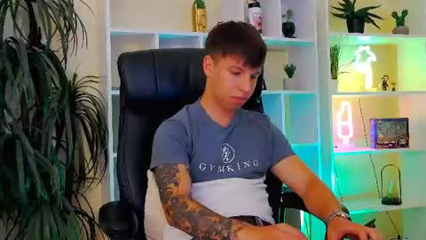 thomas_edisonn online show from July 2026 07:21:01 AM