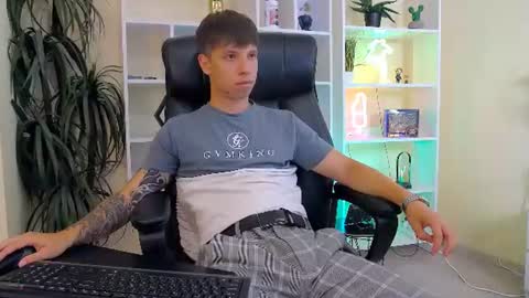 thomas_edisonn online show from July 2026 06:42:02 AM