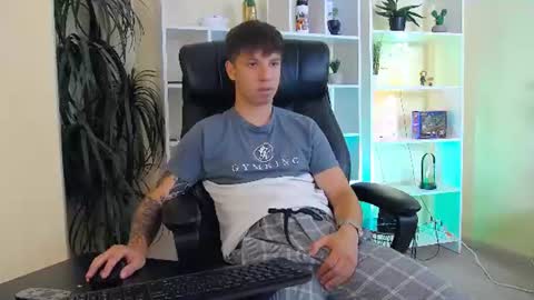 thomas_edisonn online show from July 2026 07:02:02 AM