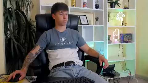 thomas_edisonn online show from July 2026 12:22:01 PM