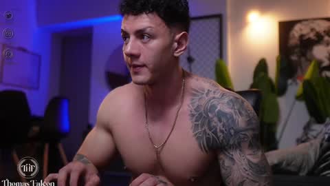 Snapshot of thomas_falcon1 chatting on January 2025 01:31:01 AM Thomas Falcon online show from January 2025 01:31:01 AM