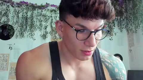 Thomas Grey online show from February 2025 10:33:01 PM