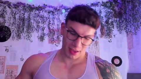 Thomas Grey online show from February 2025 03:09:02 AM