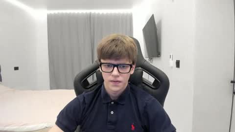 Tomas online show from April 2026 05:30:01 PM
