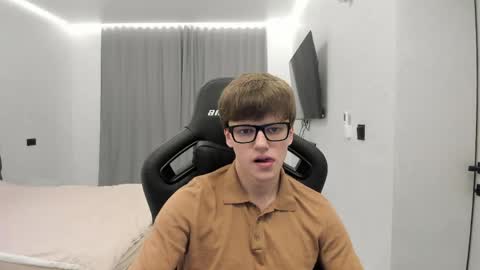Tomas online show from April 2026 04:13:02 PM