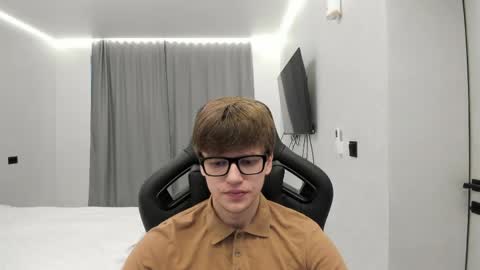 Tomas online show from May 2026 12:55:02 PM