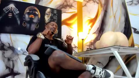 Thomas online show from November 2025 04:06:02 AM