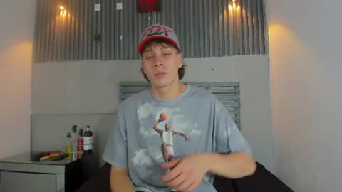 thomas_woolf online show from July 2026 08:16:02 PM