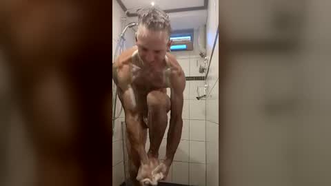 thomash1984 online show from July 2026 07:12:02 PM