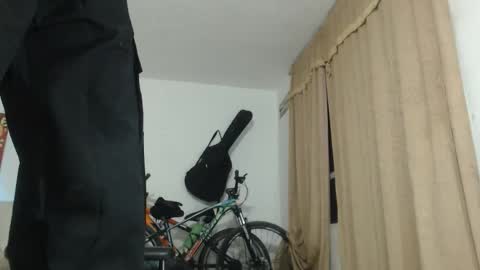 thomasjons online show from March 2026 04:06:01 AM