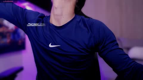 Thom Klein online show from September 2025 07:26:02 PM