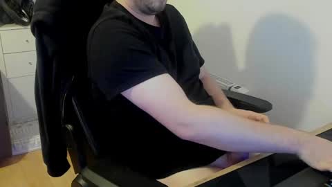 Snapshot of thommy2008 chatting on December 2024 11:11:02 AM thommy2008 online show from December 2024 11:11:02 AM