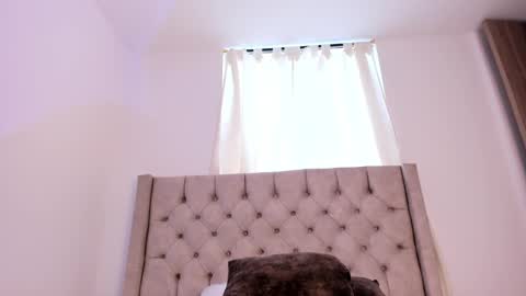 Thomy T online show from February 2025 05:02:02 PM