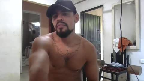 Snapshot of thonybeiio chatting on November 2025 07:47:01 PM thonybeiio online show from November 2025 07:47:01 PM