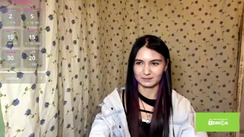 Lola  3 a gift for every fan club member online show from February 2026 09:09:02 PM