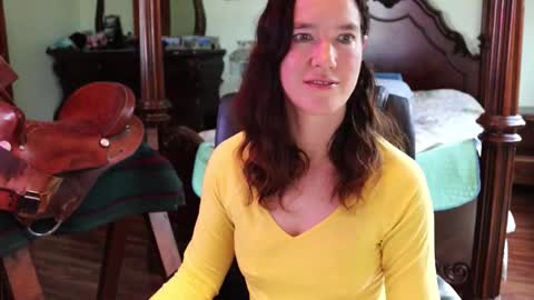 ThornburyRose online show from March 2026 07:43:02 PM