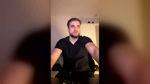 thorodinson03 online show from February 2026 01:48:01 AM