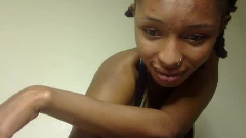 Snapshot of thotiana007 chatting on February 2025 06:58:01 PM thotiana007 online show from February 2025 06:58:01 PM