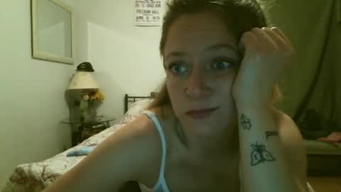 Snapshot of throatbabi34 chatting on November 2025 01:33:02 AM throatbabi34 online show from November 2025 01:33:02 AM