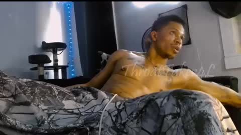 ThroatTaker4l  online show from April 2026 02:29:01 PM