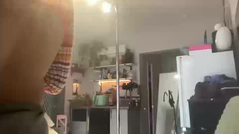 Snapshot of throatyygoat chatting on October 2025 04:30:02 PM throatyygoat online show from October 2025 04:30:02 PM