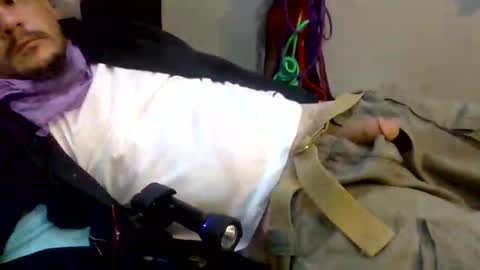 thunder8u42 online show from October 2025 05:13:02 PM