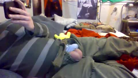 Snapshot of thunder8u42 chatting on March 2026 03:10:01 AM thunder8u42 online show from March 2026 03:10:01 AM