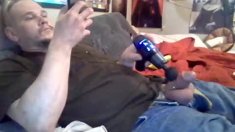 Snapshot of thunder8u42 chatting on March 2026 10:15:02 PM thunder8u42 online show from March 2026 10:15:02 PM