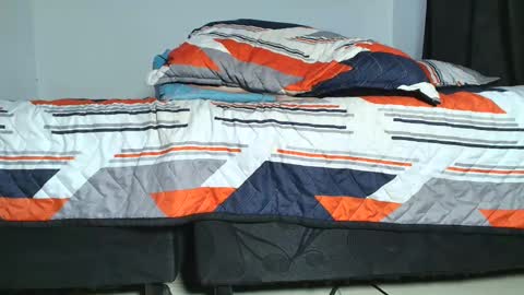 Snapshot of thunder_naugthy chatting on February 2025 09:04:01 PM Juan osorio online show from February 2025 09:04:01 PM