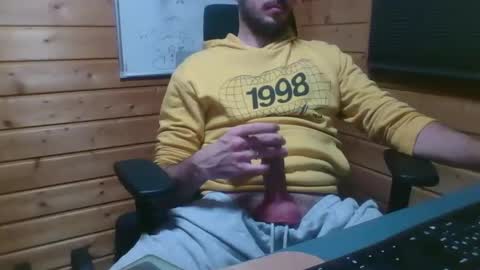 Snapshot of thx_4some_sharing chatting on January 2026 12:05:01 AM toobigcockforonegirl online show from January 2026 12:05:01 AM