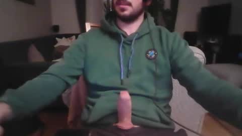 Snapshot of thx_4some_sharing chatting on February 2026 11:33:01 PM toobigcockforonegirl online show from February 2026 11:33:01 PM