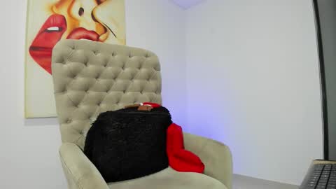 carolina online show from December 2025 09:29:01 AM