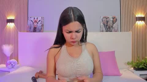 tianaglow4 online show from February 2026 11:09:01 AM