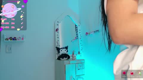 Tiana Le online show from November 2025 10:43:02 PM