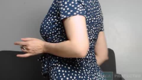 TIANNA online show from October 2025 04:49:01 AM