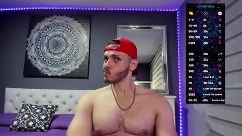 Tian Zilac online show from October 2025 03:38:01 AM