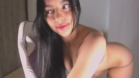 Snapshot of tiaraaa_02 chatting on September 2025 03:28:02 AM Tiaraaa 02 online show from September 2025 03:28:02 AM