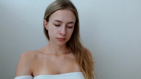 Tiara online show from July 2026 11:56:02 AM