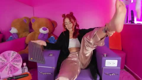 TIARHA 18 online show from February 2026 06:18:02 AM