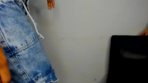 Snapshot of tibustream chatting on November 2025 08:30:01 PM tibustream online show from November 2025 08:30:01 PM