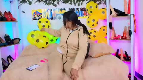 Tifanny Nails  online show from July 2026 07:29:02 PM