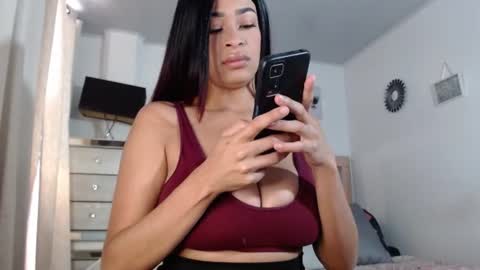 tifannyss online show from June 2026 03:27:01 PM