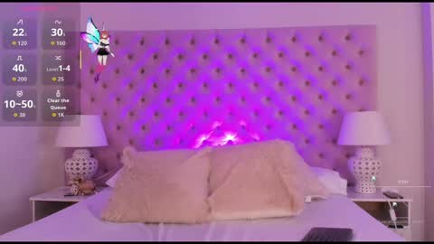 Snapshot of tifannywolf_ chatting on November 2025 02:40:02 PM Your Princess Tif online show from November 2025 02:40:02 PM