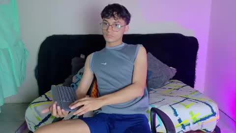 tifany_eiden online show from June 2026 08:37:02 AM