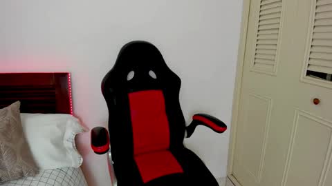 Snapshot of tifanymonroehot chatting on February 2026 12:08:02 PM tifanymonroehot online show from February 2026 12:08:02 PM