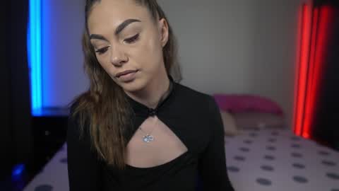 Snapshot of tiff001 chatting on January 2025 09:30:02 PM Tiffany online show from January 2025 09:30:02 PM