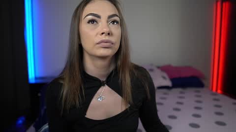 Snapshot of tiff001 chatting on January 2025 09:26:01 PM Tiffany online show from January 2025 09:26:01 PM